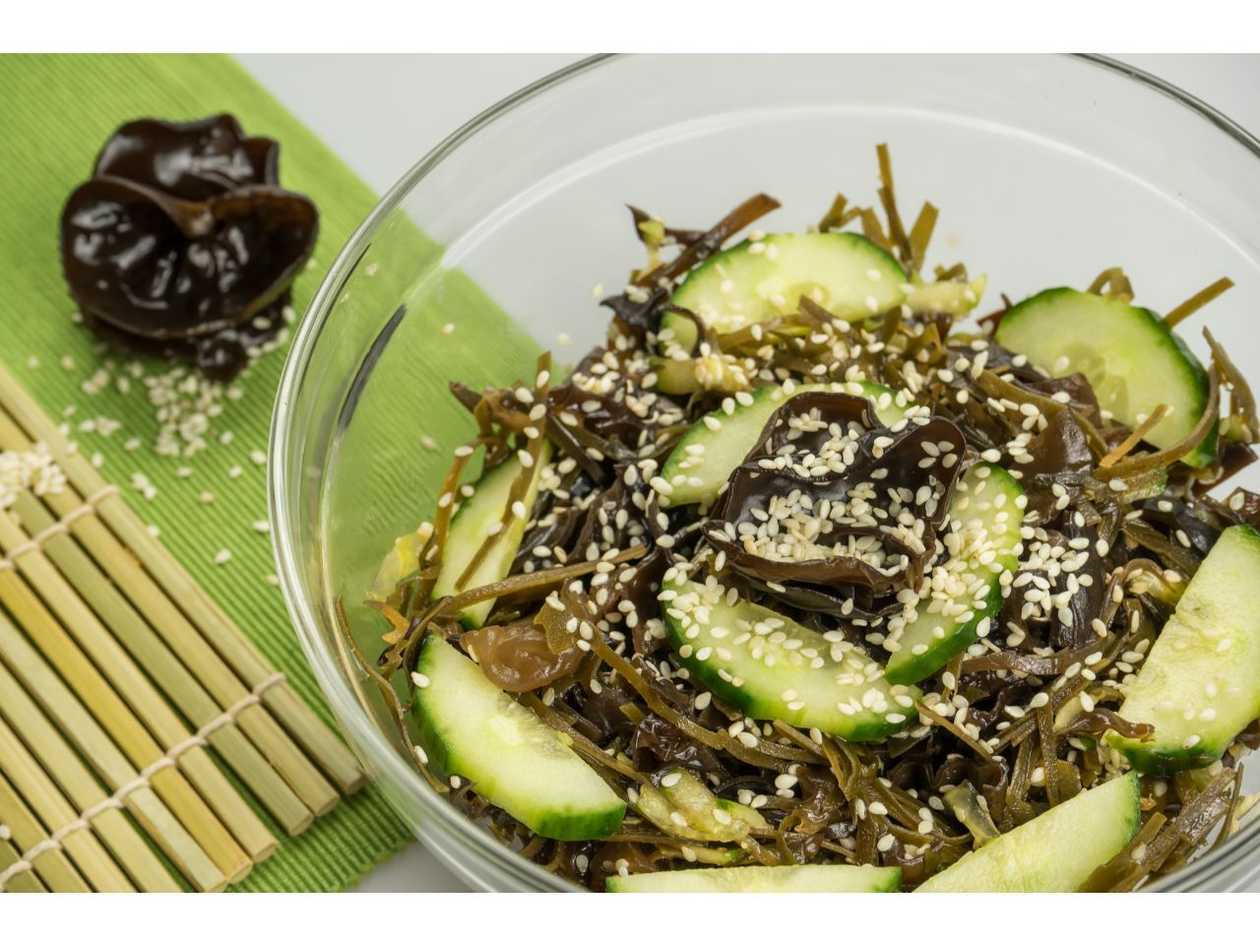 Salată asiatică cu urechi de lemn – raw