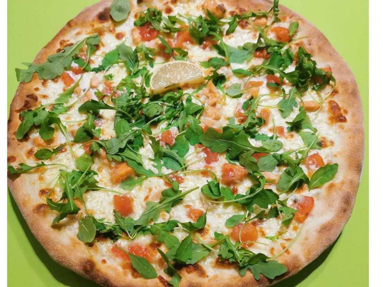 11. Salmone pizza