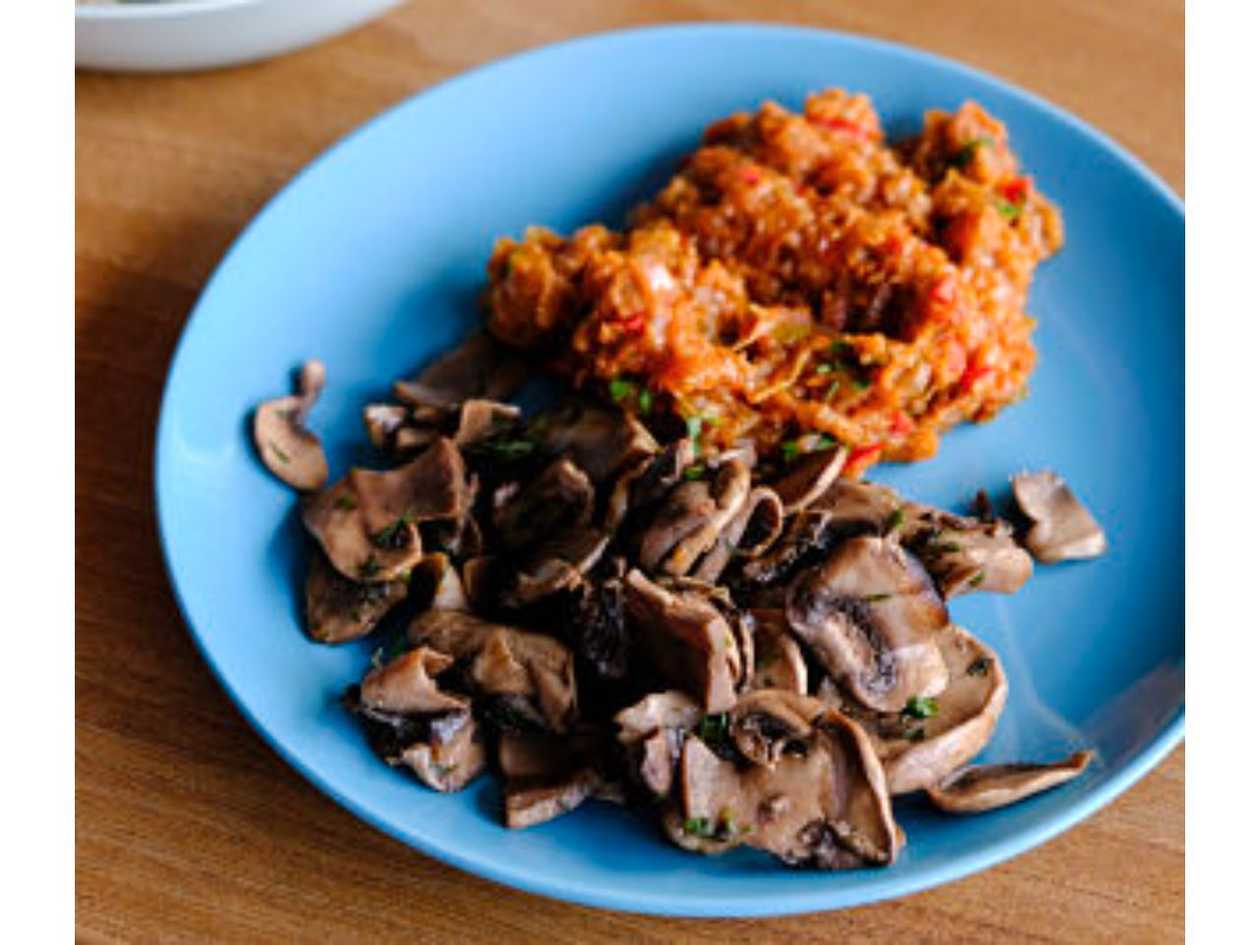 Grill ciuperci champignon cu zacuscă - vegan