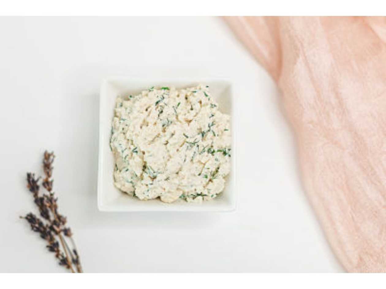 Cremă din tofu cu mărar – vegan