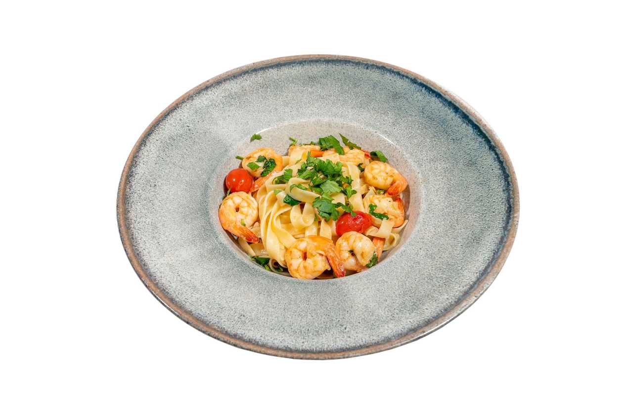 Tagliatelle aglio olio e peperoncino cu creveti