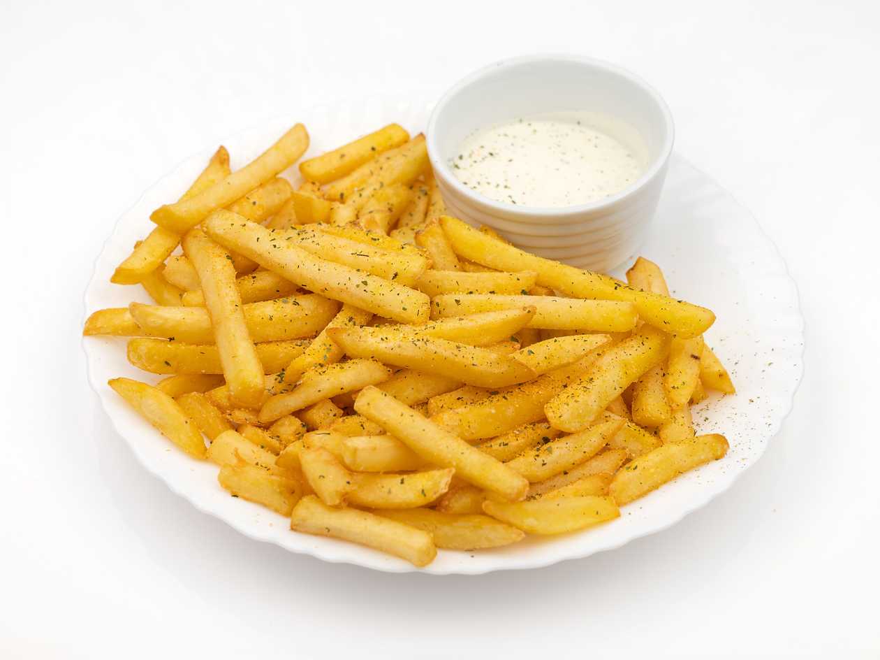 Fries with sauce