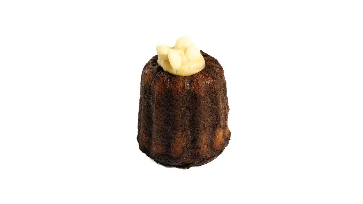 Canelé s lískooříškovou náplní