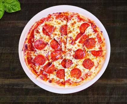 🎁  2-for-1 - Salami Pizza