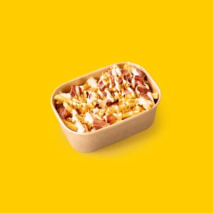 Friikartulid peekoni ja juustukastmega