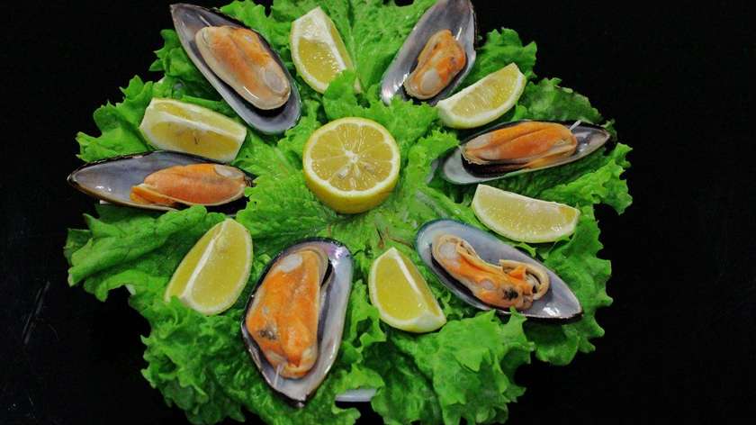 Yaşıl Midyə (10 əd.)