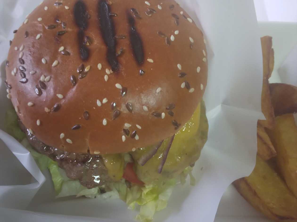 Burger de vită clasic