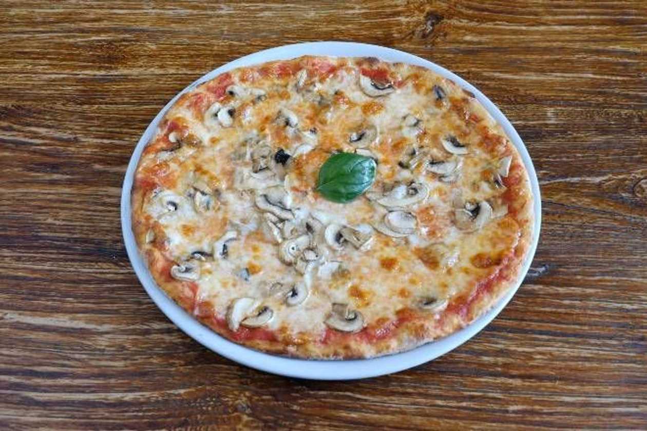 Pizza Funghi