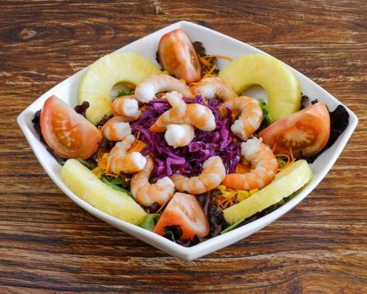 Salada de Camarão e Abacaxi