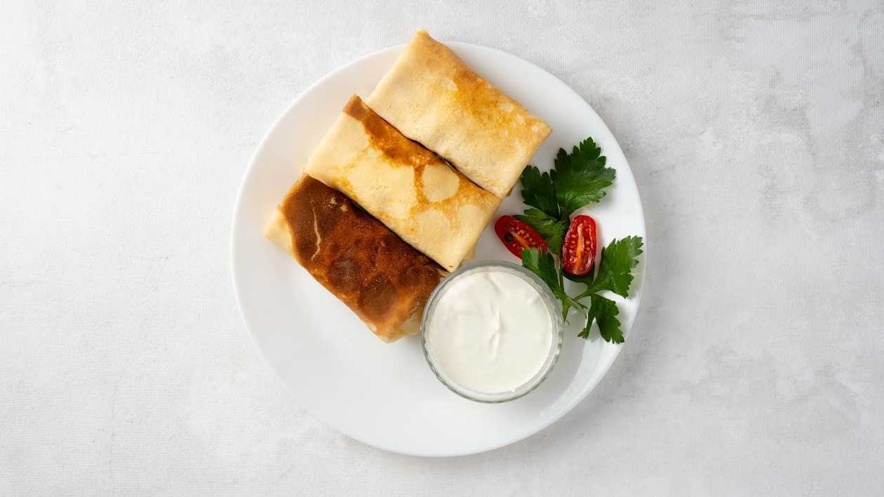 Pancakes with Meat and Fried Onion