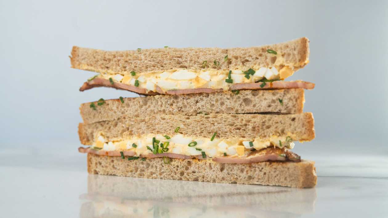 Яйцо и бекон