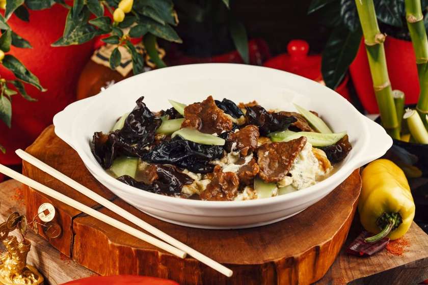 E3-Fried Pork With Wood Ear Mushrooms,Egg And Cucumber