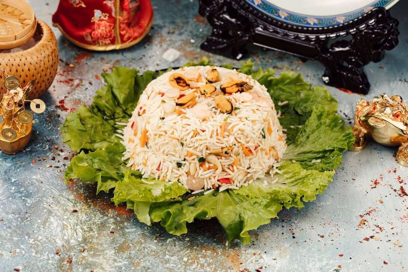 M9-Rice With Vegetables And Seafood.