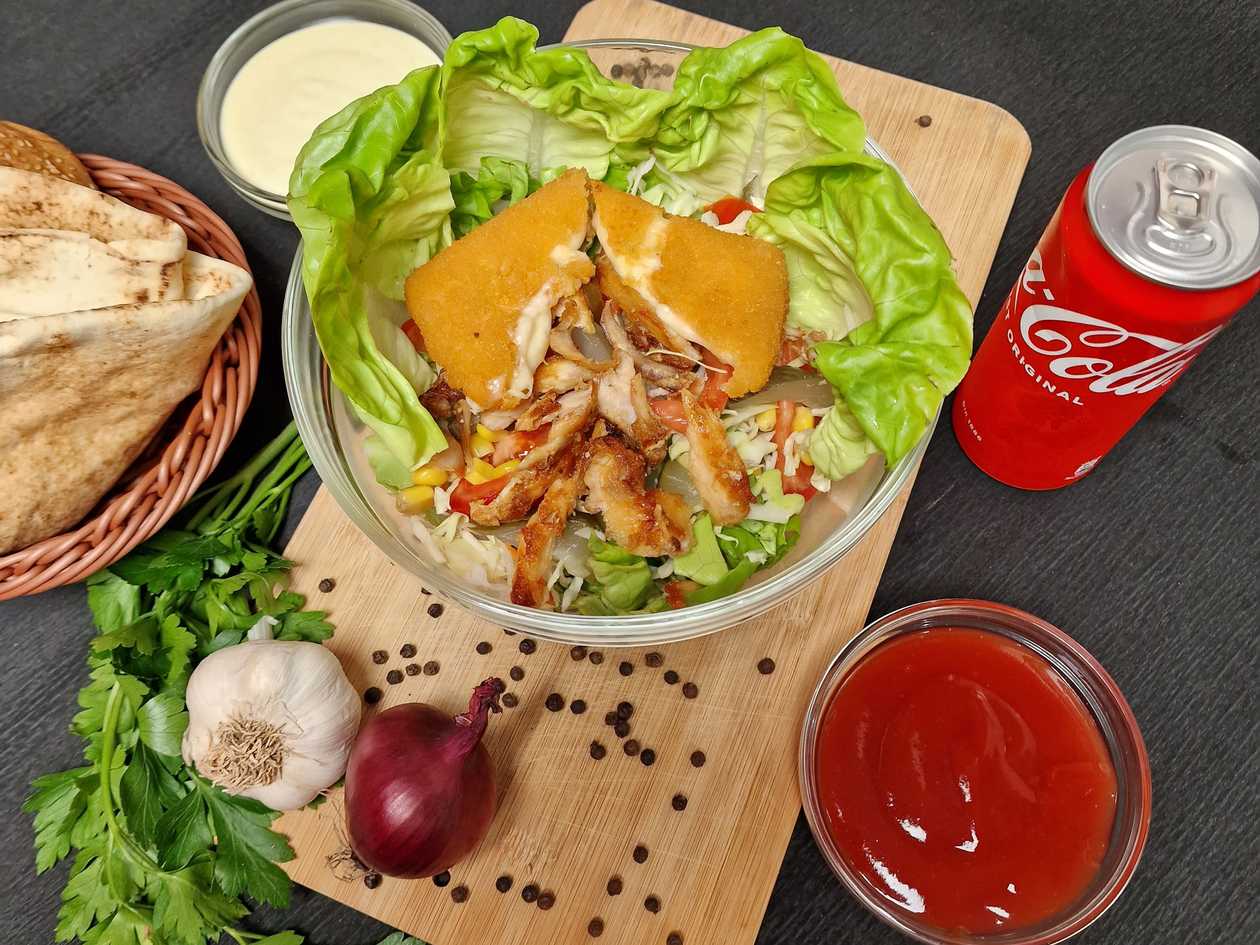 Shaorma de pui la farfurie cu cașcaval pane (500gr)