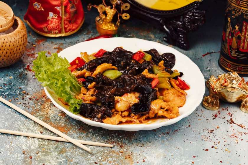 F10- Chicken In Spicy Sauce "Sichuan"