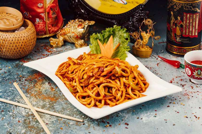 M6-Veggie Noodles,Carrot,Paprika,Tomato Sauce