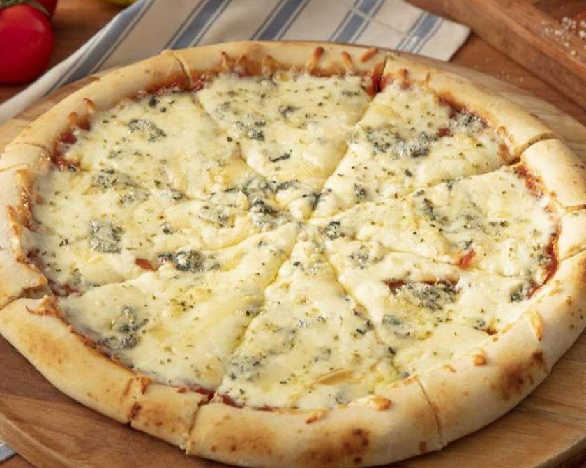 PIZZA QUATRO QUEIJOS