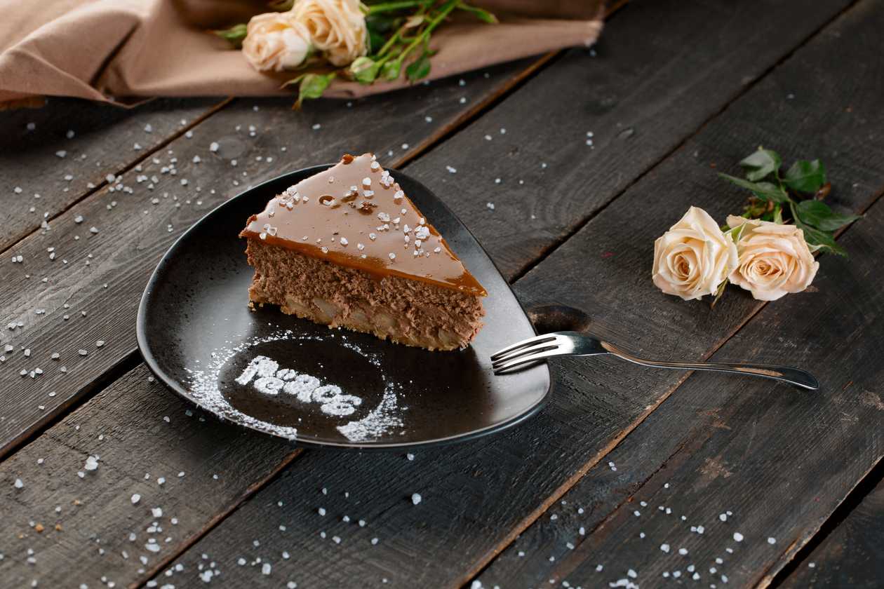 Salty Caramel Cheesecake