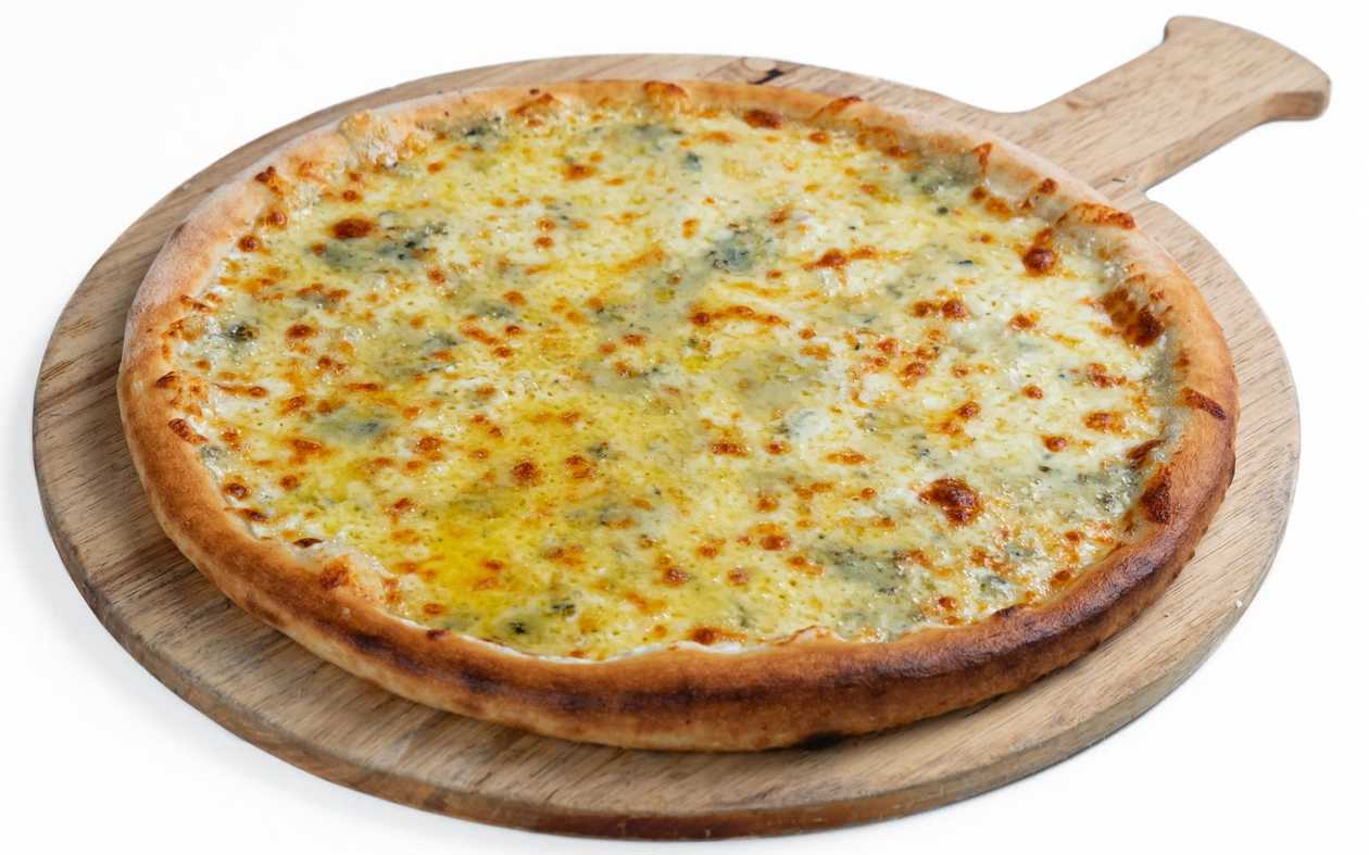 Pizza quattro formaggi