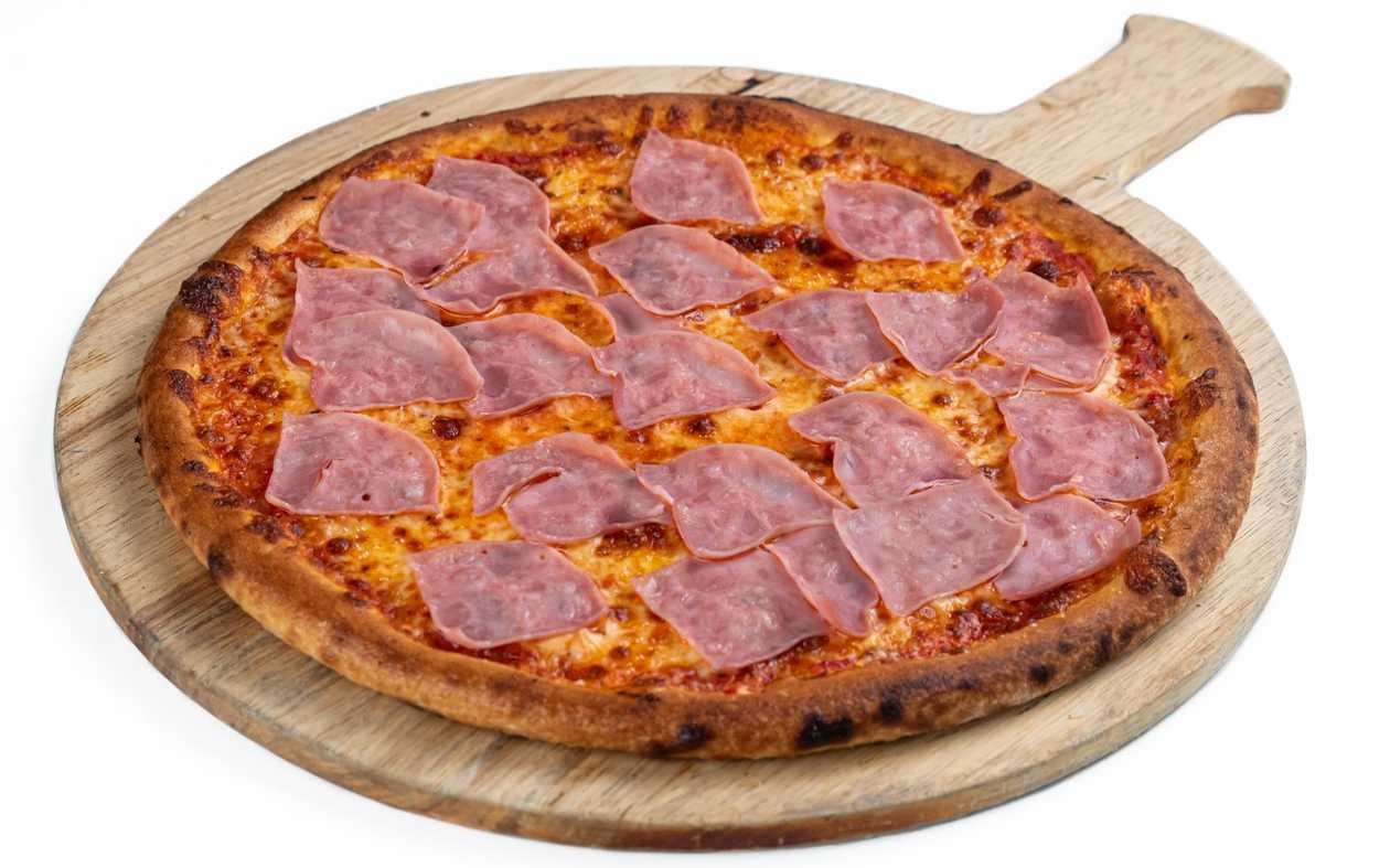 Pizza prosciutto