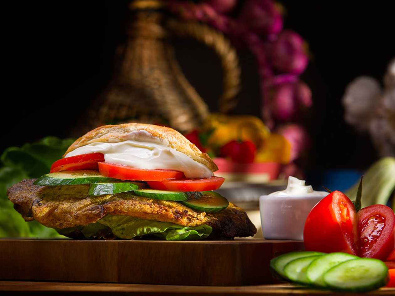 Veg with Cheese and Champignons Cutlet