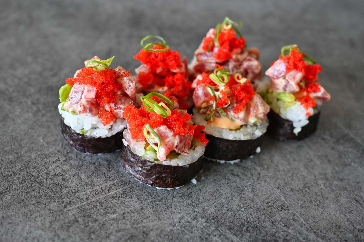 Spicy Sumo Roll | 6 pcs
