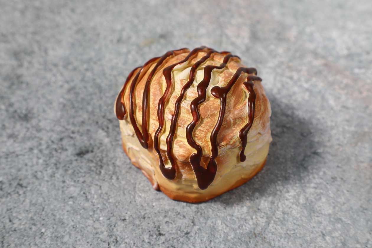 Cinnabon Roll Caramel