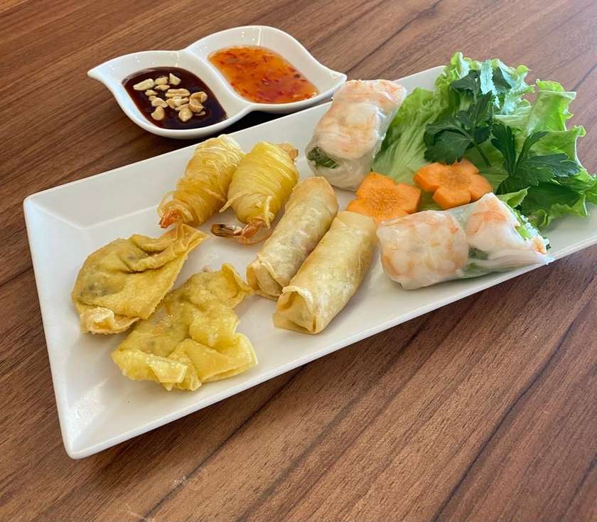 VIET-THAI COMBO STARTERS (8 pcs)
