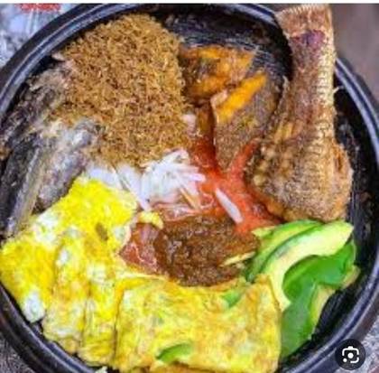 One kenkey With Fish , One Man Thousand and omellet