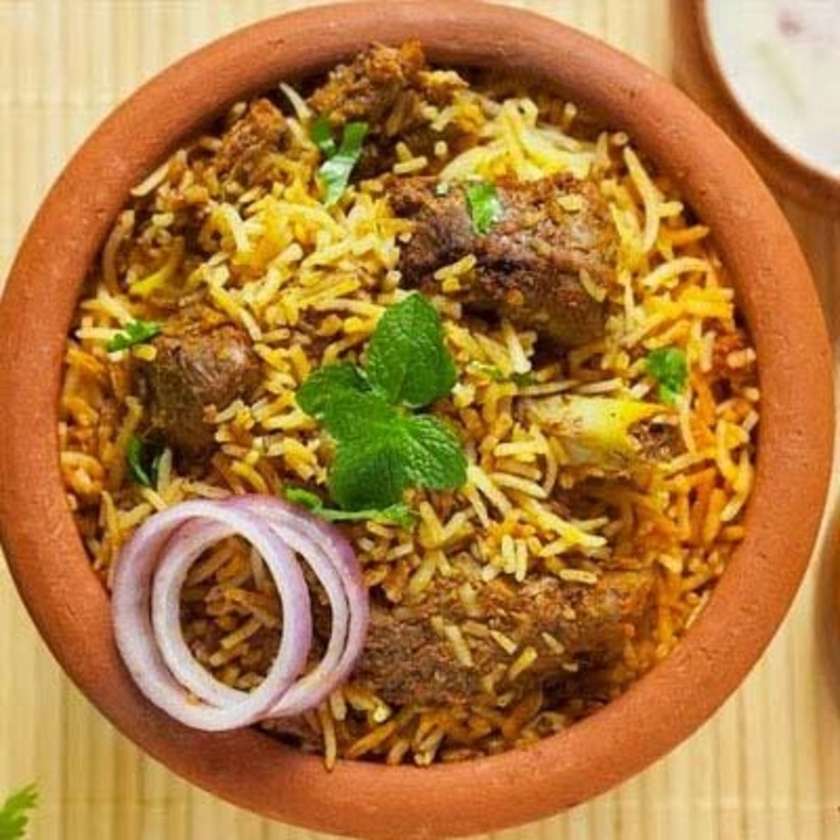 Mutton Biryani With Raita ( Mixed Mutton )