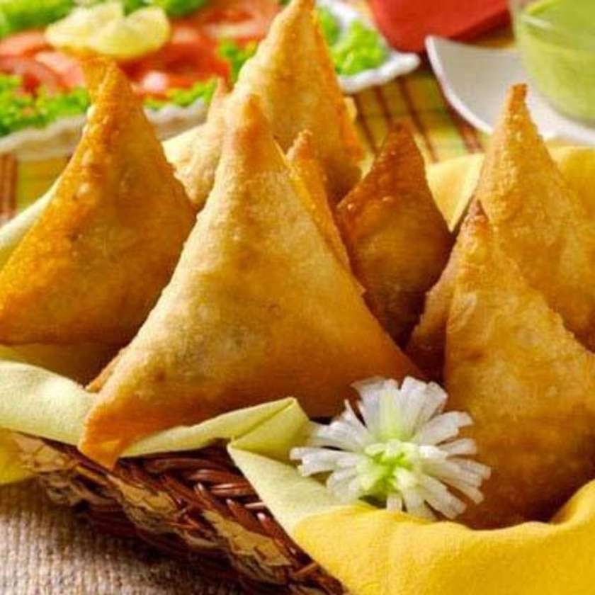 Veg. Samosa / one piece