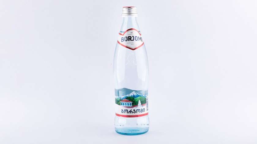 Borjomi woda mineralna 1L
