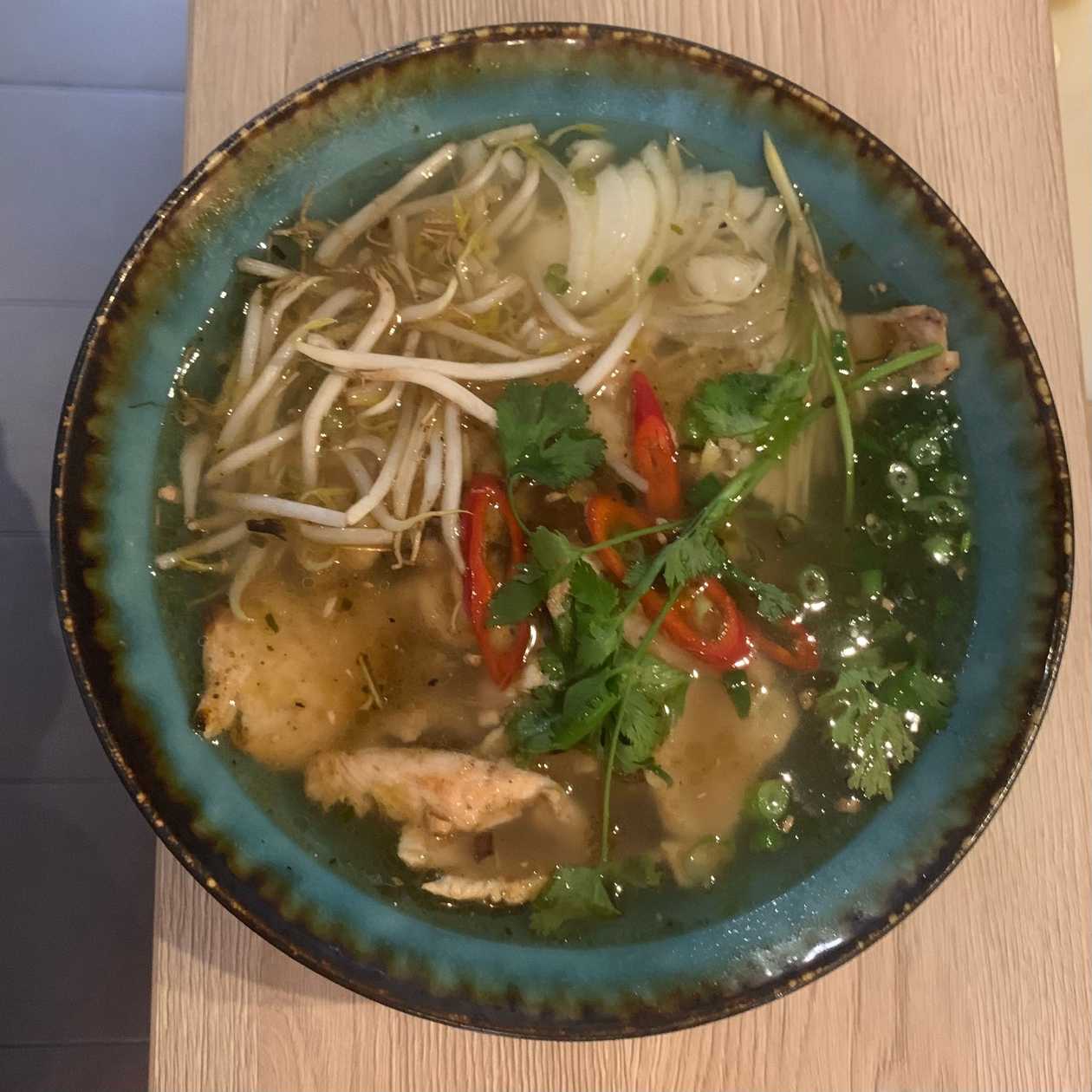 Phở Gà Tái Lăn