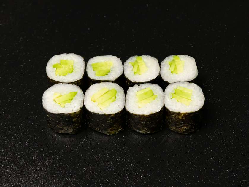 Маки з авокадо