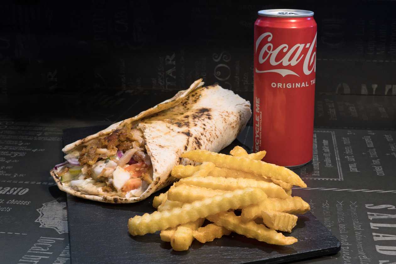 Vegetariškas lavašas+ pasirinktas gėrimas 0,33 l + bulvytės fri