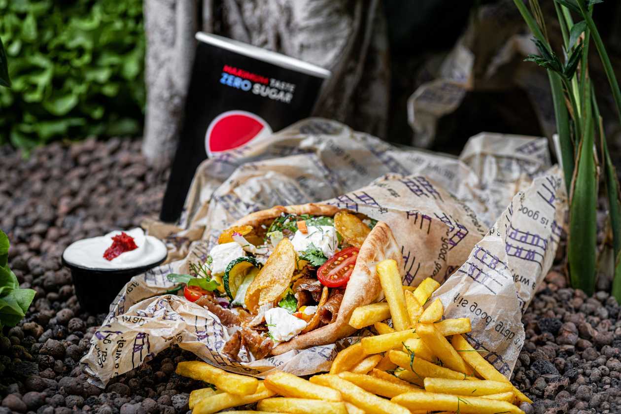 Meal Deal Graikiškas souvlaki Berlyno reivas