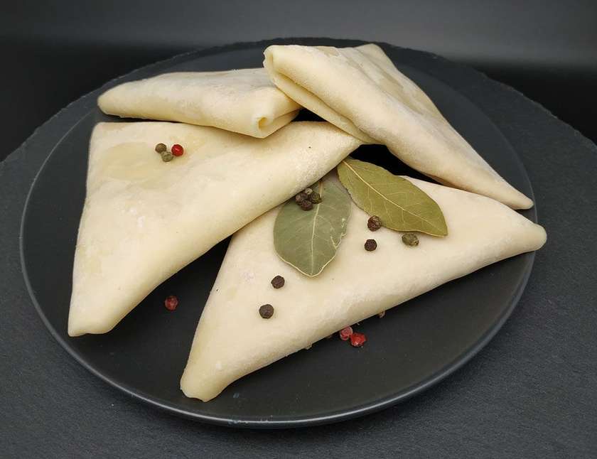 Triangular pancakes with meat (1 pack/6 pcs.)