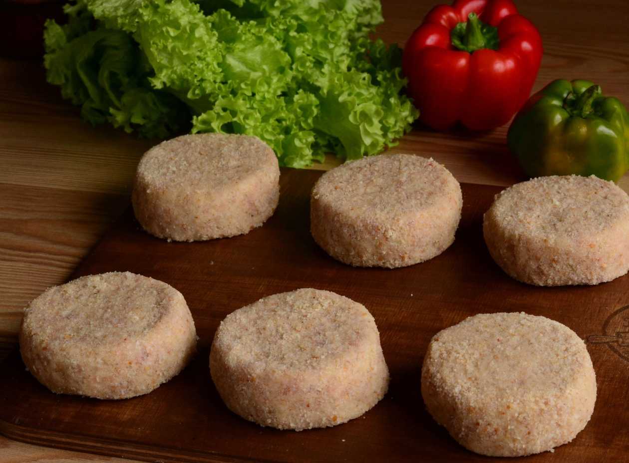 Chicken cutlets (1 pack/6 pcs.)