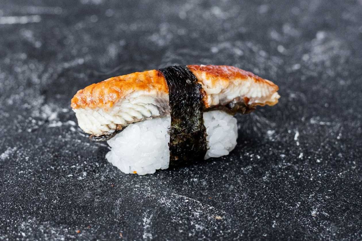 Нігірі з вугром