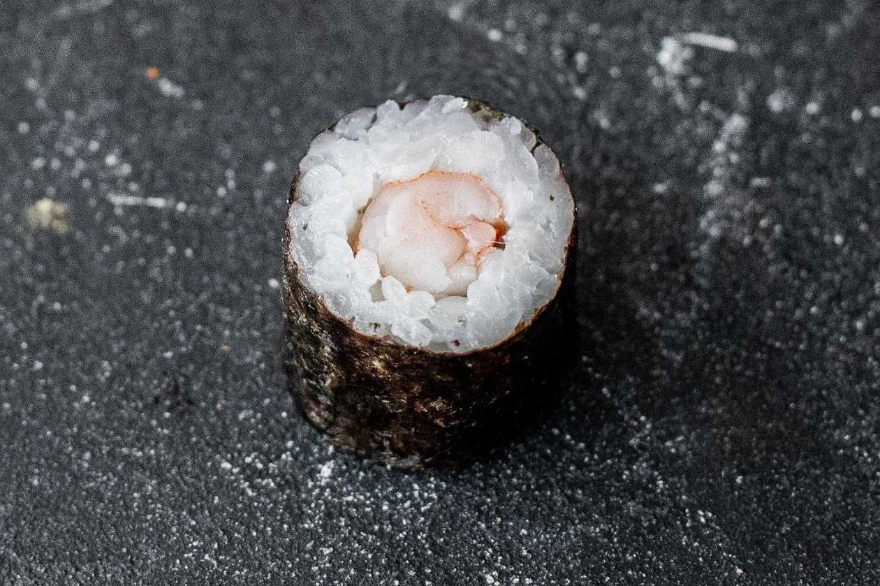 Макі з креветкою
