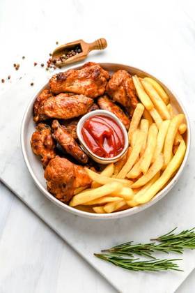 Sweet Potato Chips served with Chicken