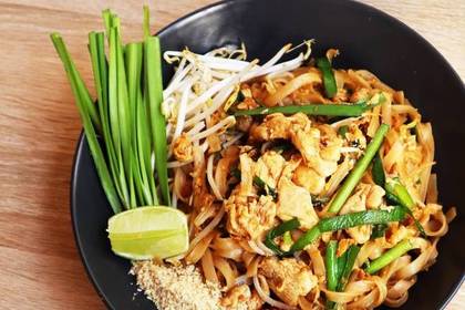 Pad Thai Chicken Noodles