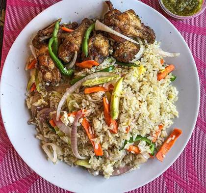 Vegetable Rice with Chicken Wings
