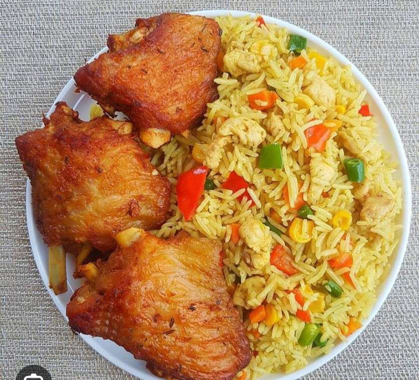 Fried Rice with Chicken Wings