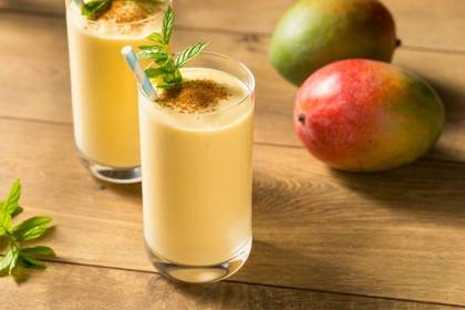 Turmeric Mango Smoothie