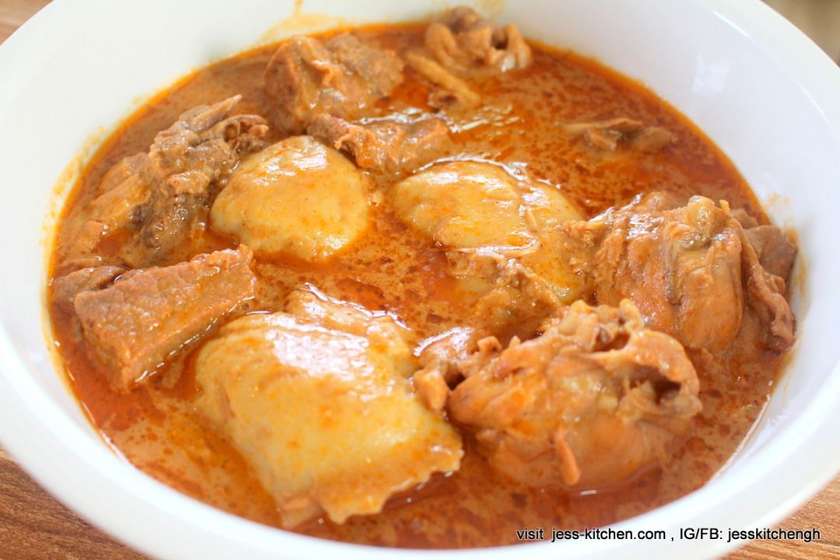Banku and Light Soup with Chicken Wings