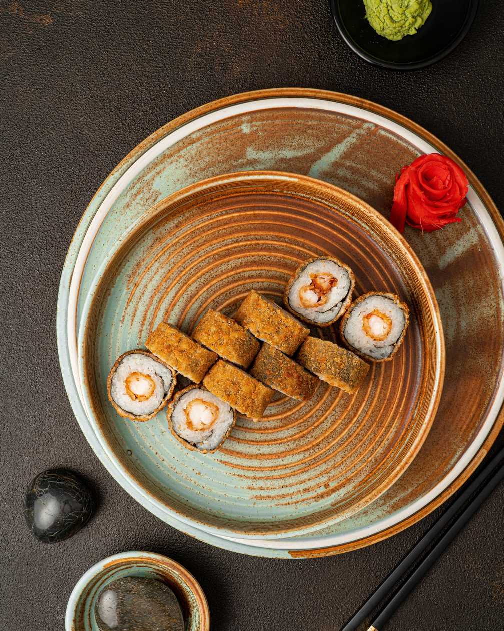 Hot roll with shrimp