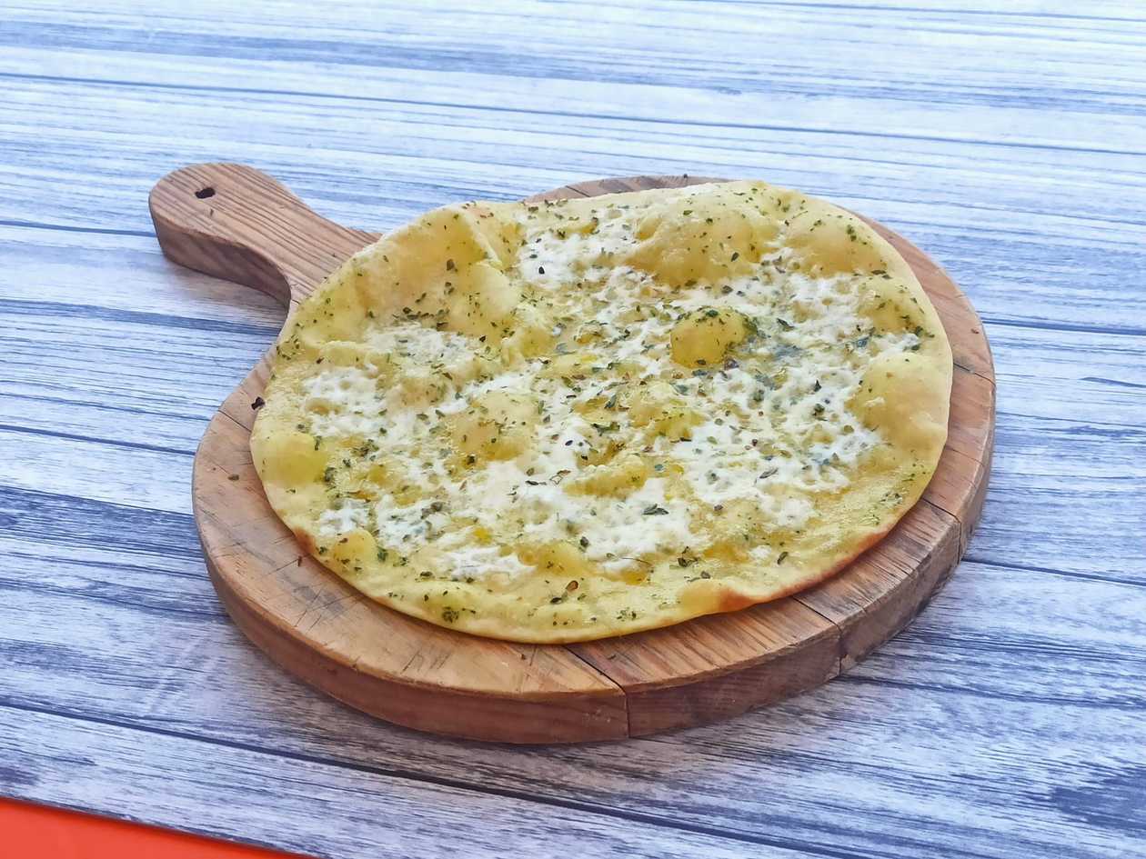 Pão com Queijo e Alho