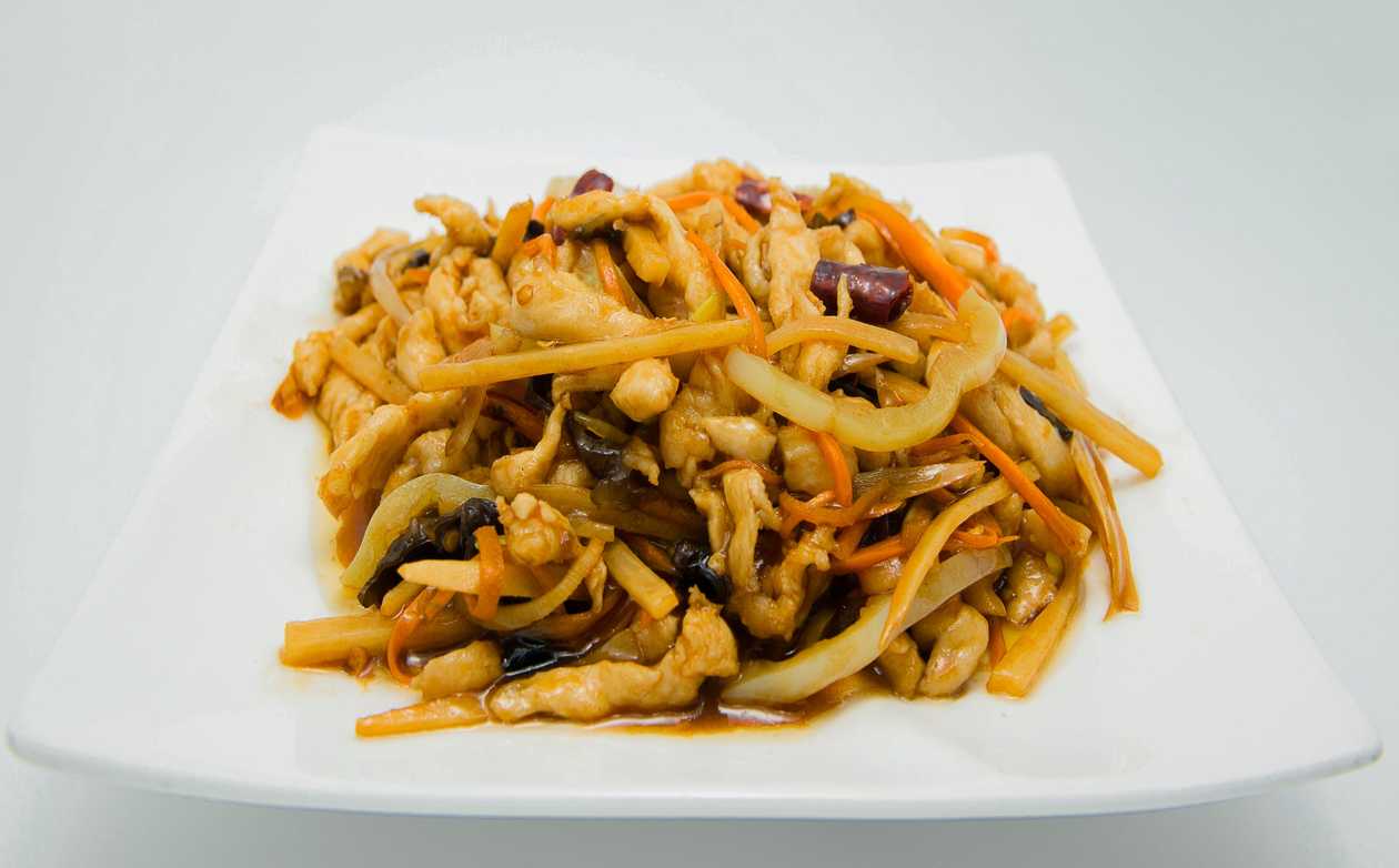 Chicken flavored with clams