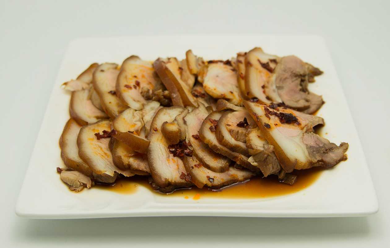 Pork knuckle in five flavors